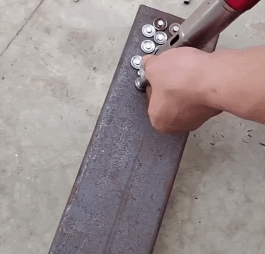 Clavadora de Concreto Portátil Verde